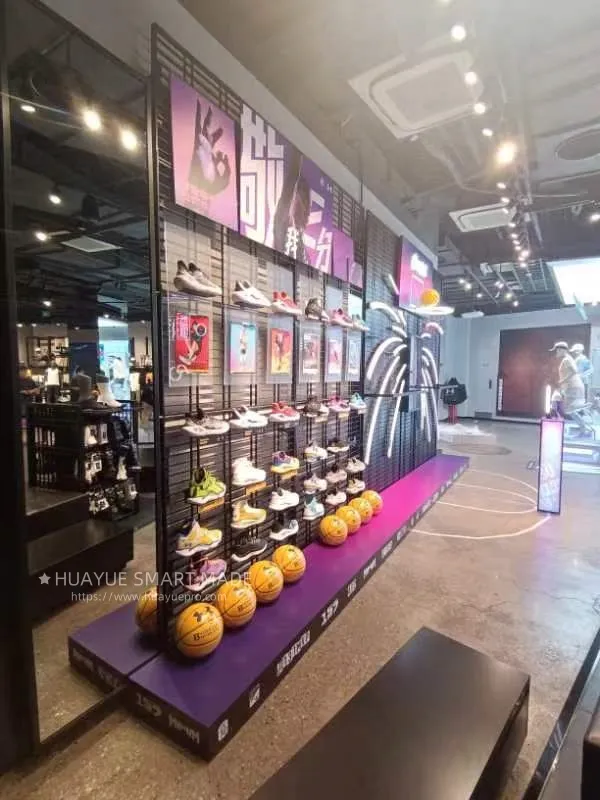 Soporte de exhibición de zapatos deportivos