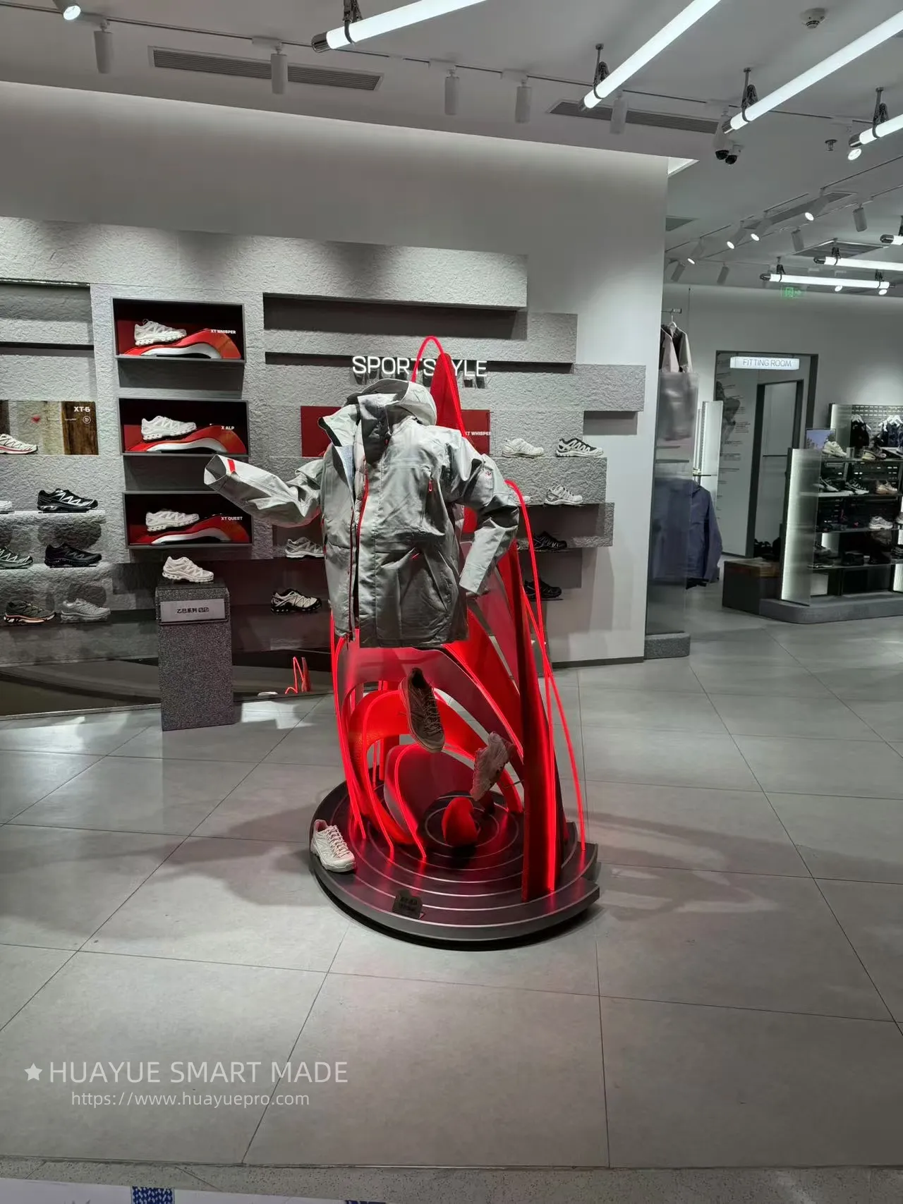 洋品店のディスプレイ小道具