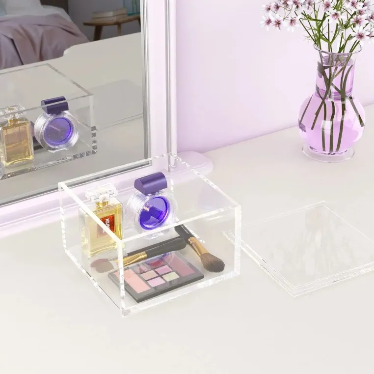 Caja de almacenamiento de acrílico transparente personalizada de fábrica con Tapa caja de regalo transparente Pantalla de acrílico Caja de sombra de flores blancas al por mayor