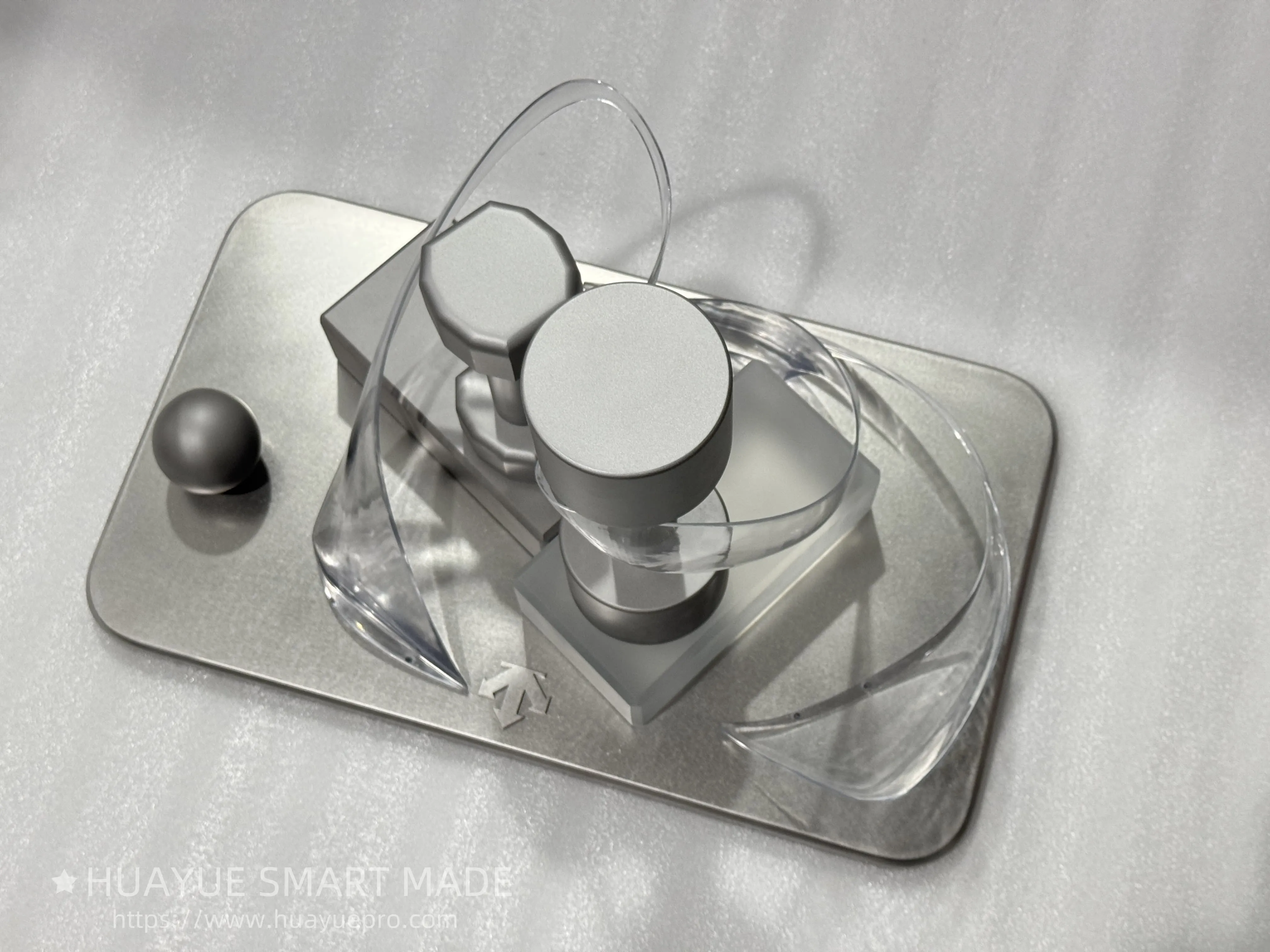 Various types of stainless steel display props and display props